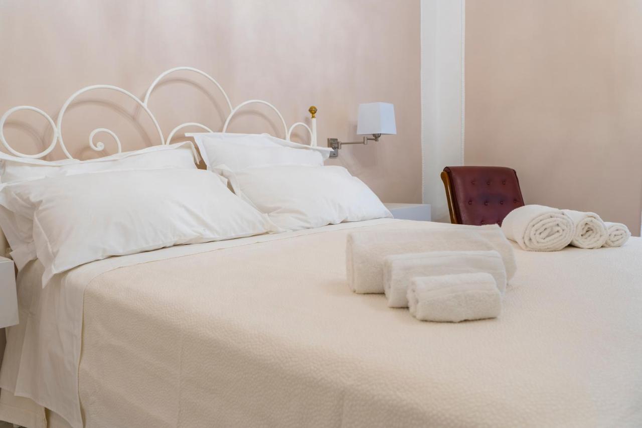 Hotel A Casa Dei Miei à San Pietro Vernotico Extérieur photo