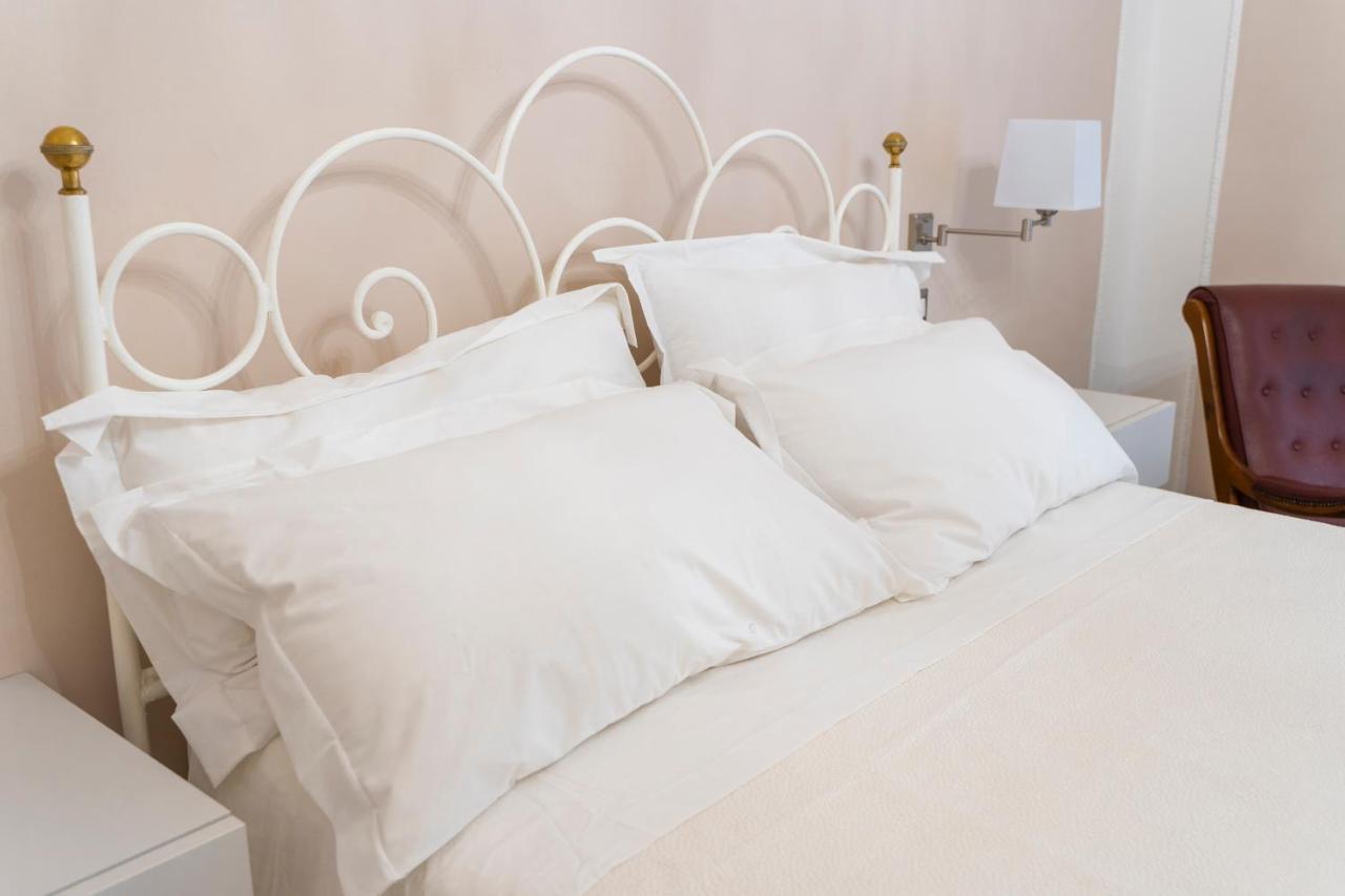 Hotel A Casa Dei Miei à San Pietro Vernotico Extérieur photo