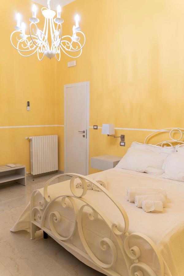 Hotel A Casa Dei Miei à San Pietro Vernotico Extérieur photo